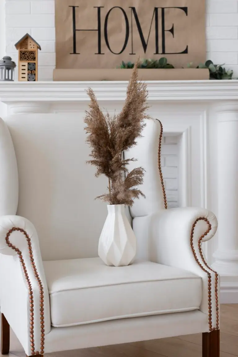 Ohrensessel Vase Home Aufschrift