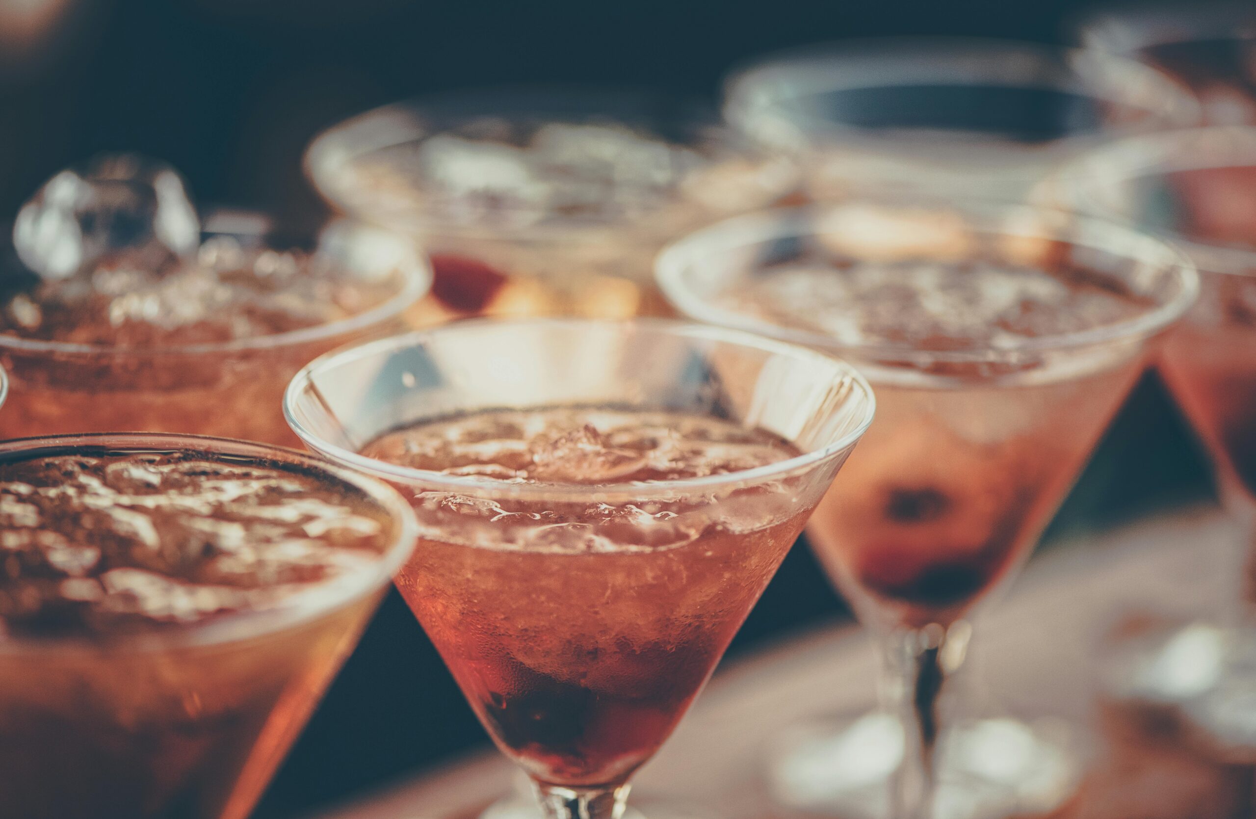 Was trinken wir diesen Sommer? Entdecke die Cocktail-Trends 2026!